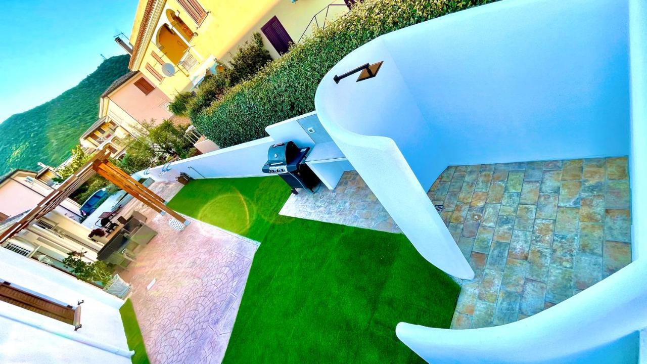 شقة Le Residenze Del Mare Monolocale N6 لا كاليتا المظهر الخارجي الصورة